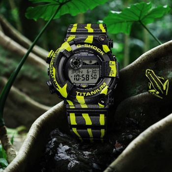 Zegarek G-SHOCK Casio Frogman GW-8200TPF-1ER Three-striped Poison Frog Limited Edition (1).jpg