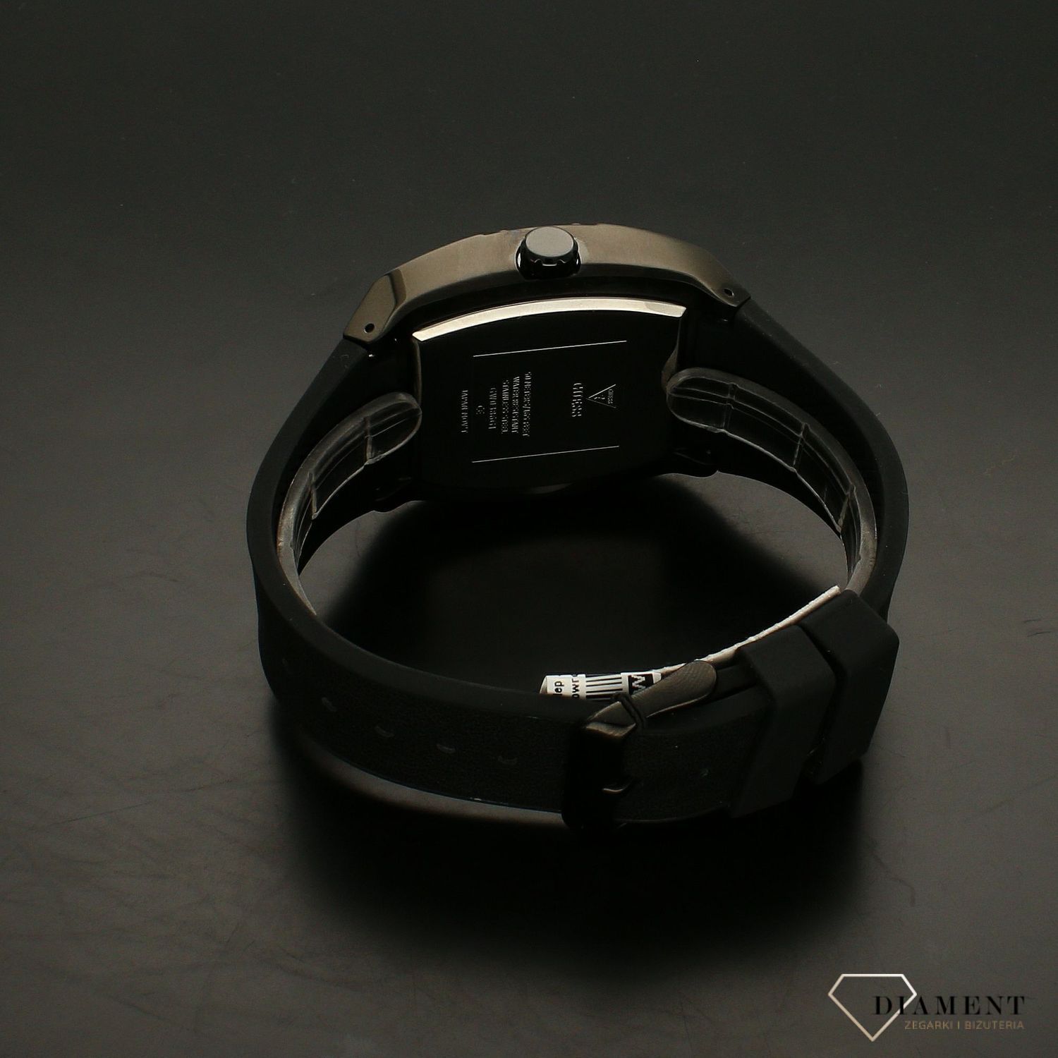 Zegarek męski GUESS  Phoenix męski GW0386G1 w czarnej kolorystyce to propozycja dla wszystkich tych, którzy nie chcą pozostać niezauważeni. Dokładność pracy zegarka zapewnia kwarcowy mechanizm, który czerpie energię z bateri.webp