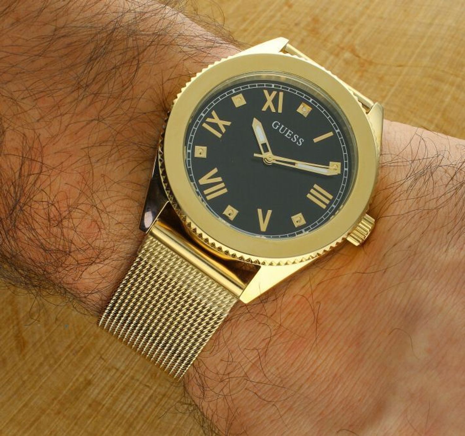 GW0495G2 Guess GW0495G2 Noble – Elegancki Zegarek Męski na Bransolecie Mesh.webp