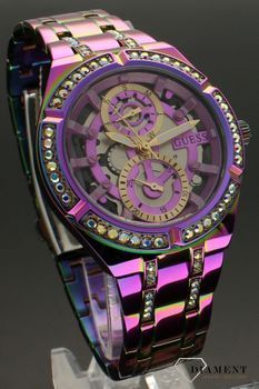 Damski zegarek multikolor GUESS GW0604L4 zachwyca kolorem, przeplatając metaliczne odcienie, gównie fioletu i zieleni. Wykonany z najwyższej jakości stali szlachetnej, przyciąga uwagę wyjątkową tarczą..jpg