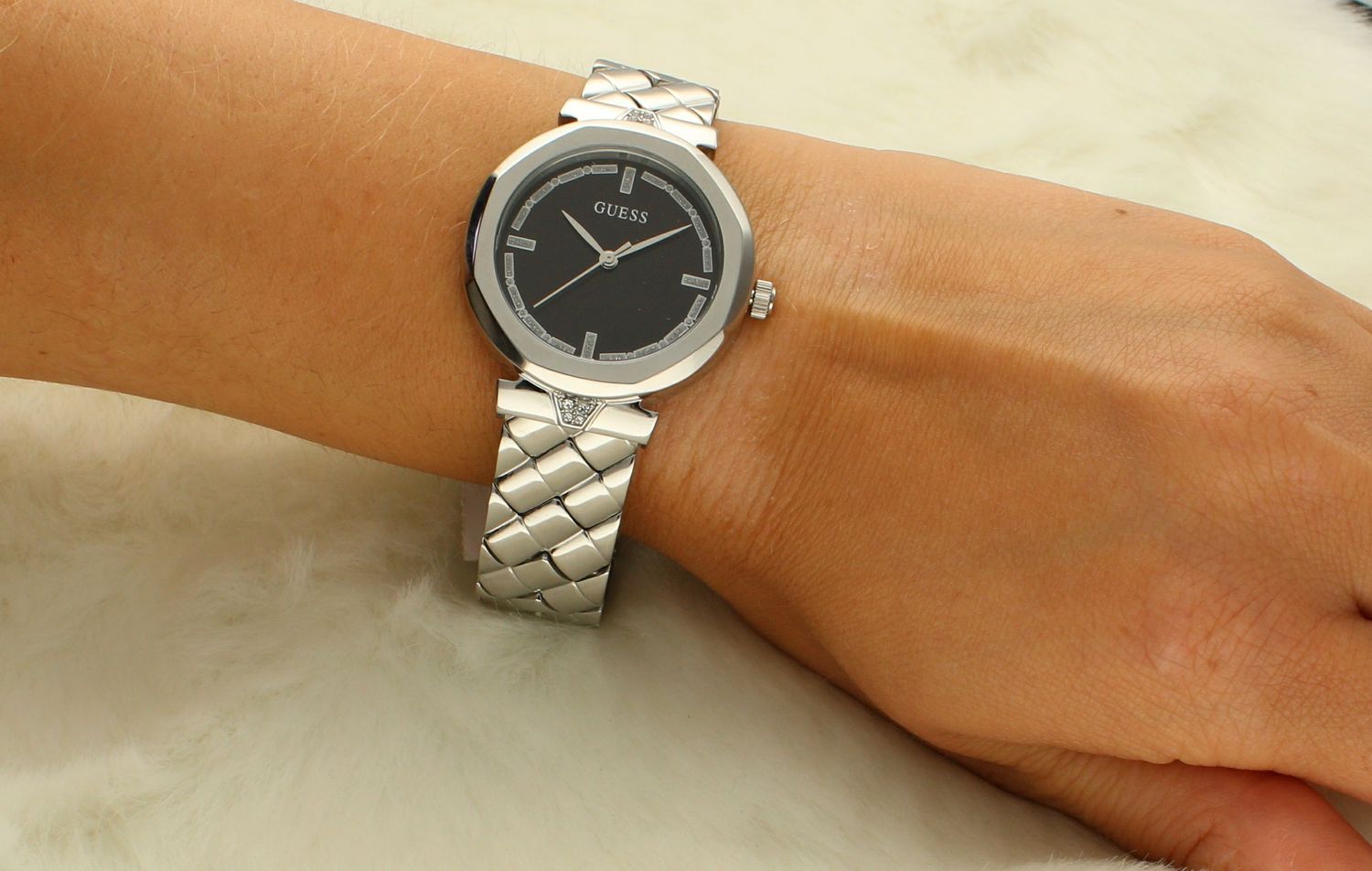 zegarek damski GUESS GW0613L1.jpg