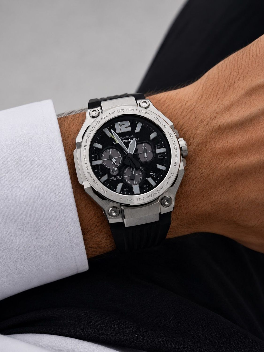 Casio G-Shock GWR-B3000-1AER bluetooth Solar, Bluetooth, Szafir.jpg