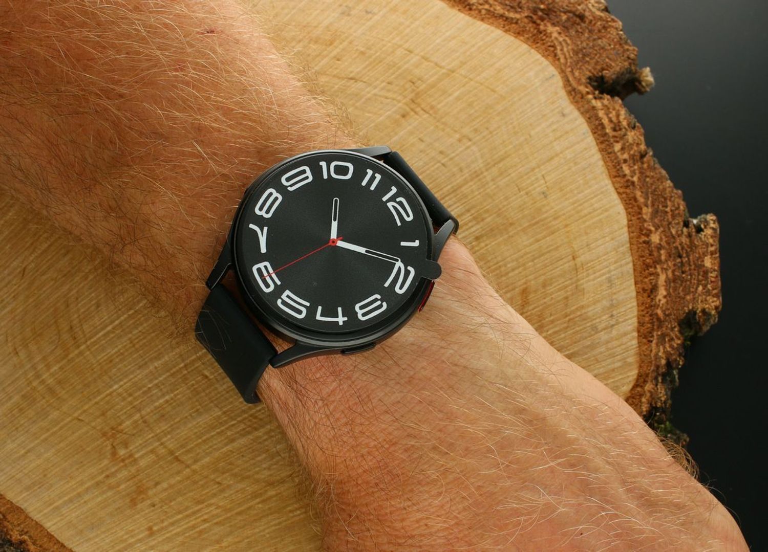 Smartwatch HB26 z ekranem AMOLED 1,43, pomiarem ciśnienia, pulsu, glukozy, SpO₂, analizą składu ciała i krwi, ECG, IP67 i aplikacją H Band. 1.jpg