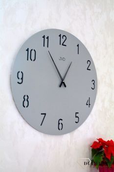 Zegar na ścianę do salonu duży 70 cm HC43. Ciemne, wycięte cyfry arabskie. Duży szary zegar z czarnymi cyframi arabskimi.  (5).JPG