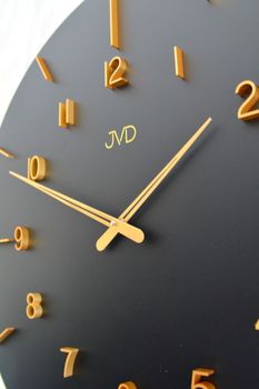 Duży zegar ścienny duży drewniany 70 cm HC701.2 czarno złoty. Zegar ścienny nowoczesny. Duży czarny zegar ścienny nowoczesny (5).JPG