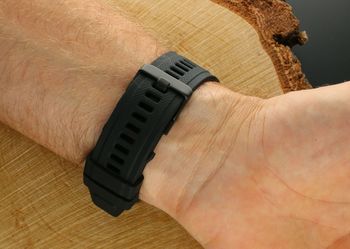 Smartwatch HC97 z ekranem AMOLED 1,96, pomiarem ciśnienia, pulsu, snu, SpO₂, kompasem, 20+ trybami sportowymi, IP68 i aplikacją FitCloudPro. Idealny dla aktywnych!5.jpg
