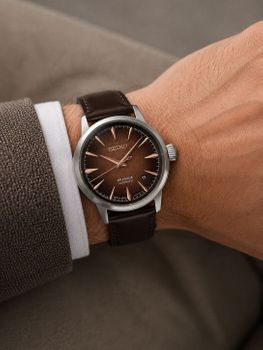 Seiko HCB003J1 Presage Cocktail Time Whisky Mist – automatyczny zegarek z brązową tarczą Crushed Ice, mechanizmem 4R35, skórzanym paskiem i kopertą 38,5 mm..jpg