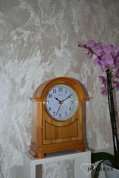 Zegar kominkowy drewniany JVD HS12.2 to zegar kominkowy wykonany z drewna w kolorze jasnego orzecha. Piękny zegar do stylowego wnętrza (2).JPG