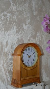 Zegar kominkowy drewniany JVD HS12.2 to zegar kominkowy wykonany z drewna w kolorze jasnego orzecha. Piękny zegar do stylowego wnętrza (5).JPG