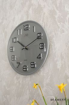 Zegar na ścianę do pokoju JVD srebrny HX2472.7. Zegar ścienny w srebrnym kolorze. Zegar na ścianę do pokoju JVD HX2472.7 srebrny wyposażony jest w kwarcowy mechanizm (4).JPG