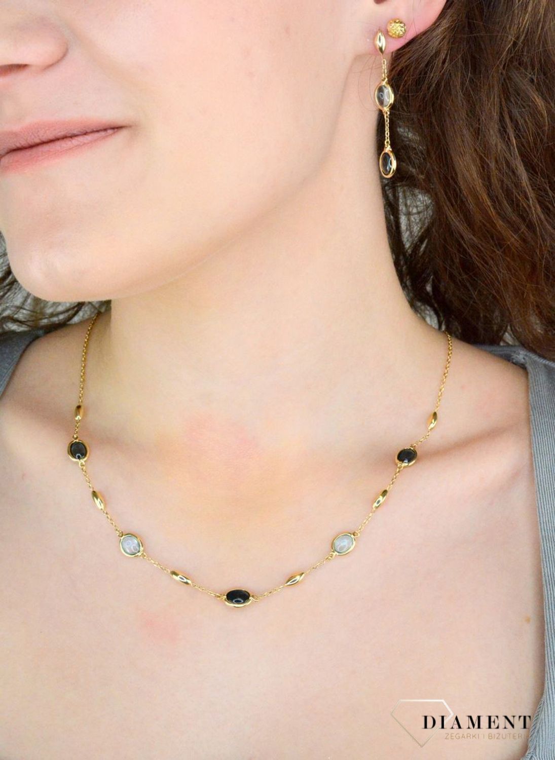 Naszyjnik złoty topaz LB pr 585, I0NUN13908 Złoty naszyjnik 585 celebrytka ozdobiony owalnymi kamieniami naturalnymi topazami. Niezwykły blask szlachetnego kruszcu zamknięty w wyjątkowej formie.1.jpg