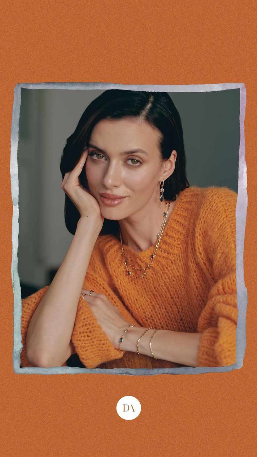 Naszyjnik złoty topaz LB pr 585, I0NUN13908 Złoty naszyjnik 585 celebrytka ozdobiony owalnymi kamieniami naturalnymi topazami. Niezwykły blask szlachetnego kruszcu zamknięty w wyjątkowej formie.1.jpg