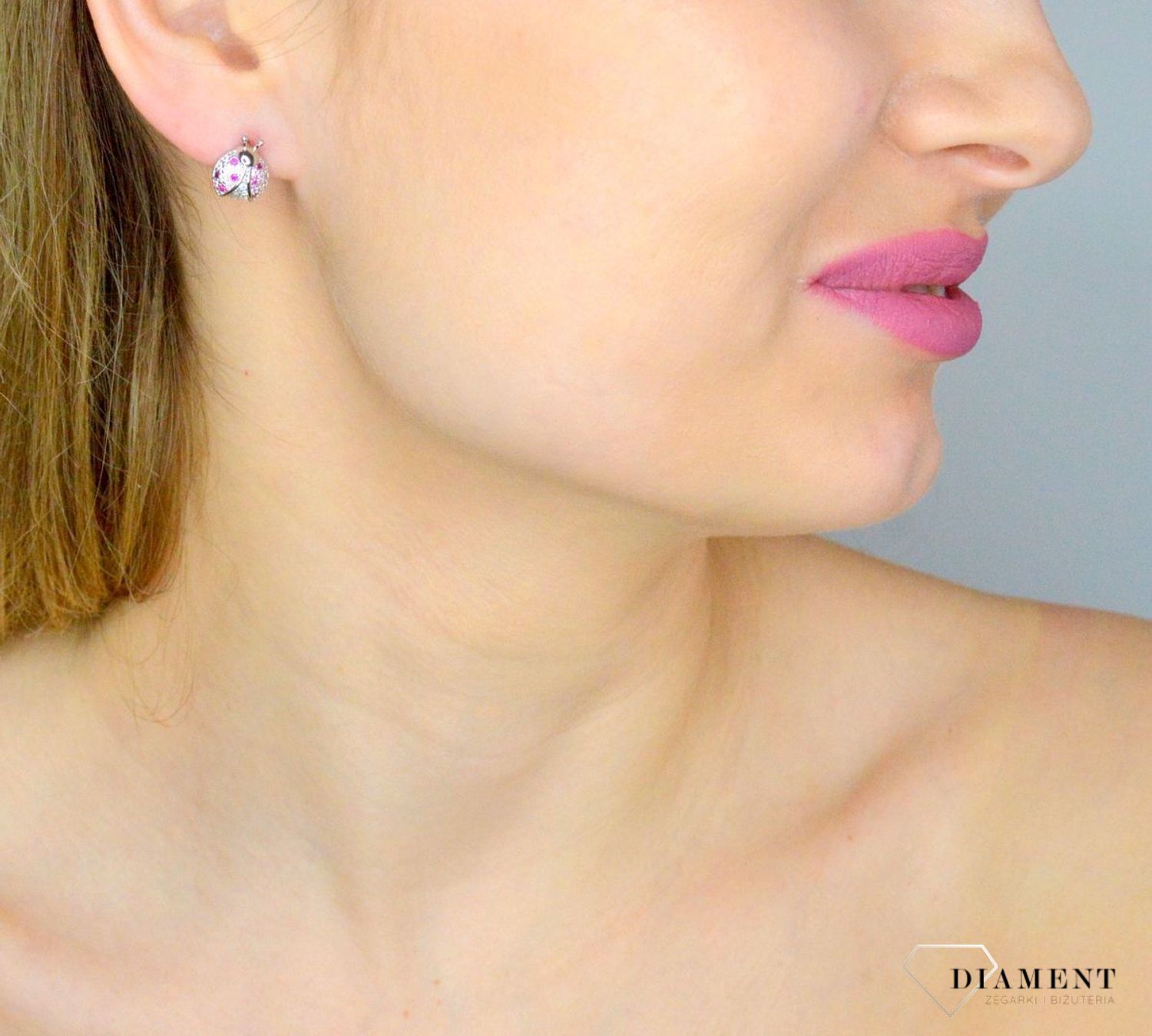 Srebrne kolczyki dziecięce 925 biedronki z cyrkoniami IM0100623KS. Srebrne kolczyki dziecięce. Kolczyki biedronki z cyrkoniami. Kolczyki biedronki na sztyft. Kolczyki srebrne wkrętki idealne na prezent..jpg