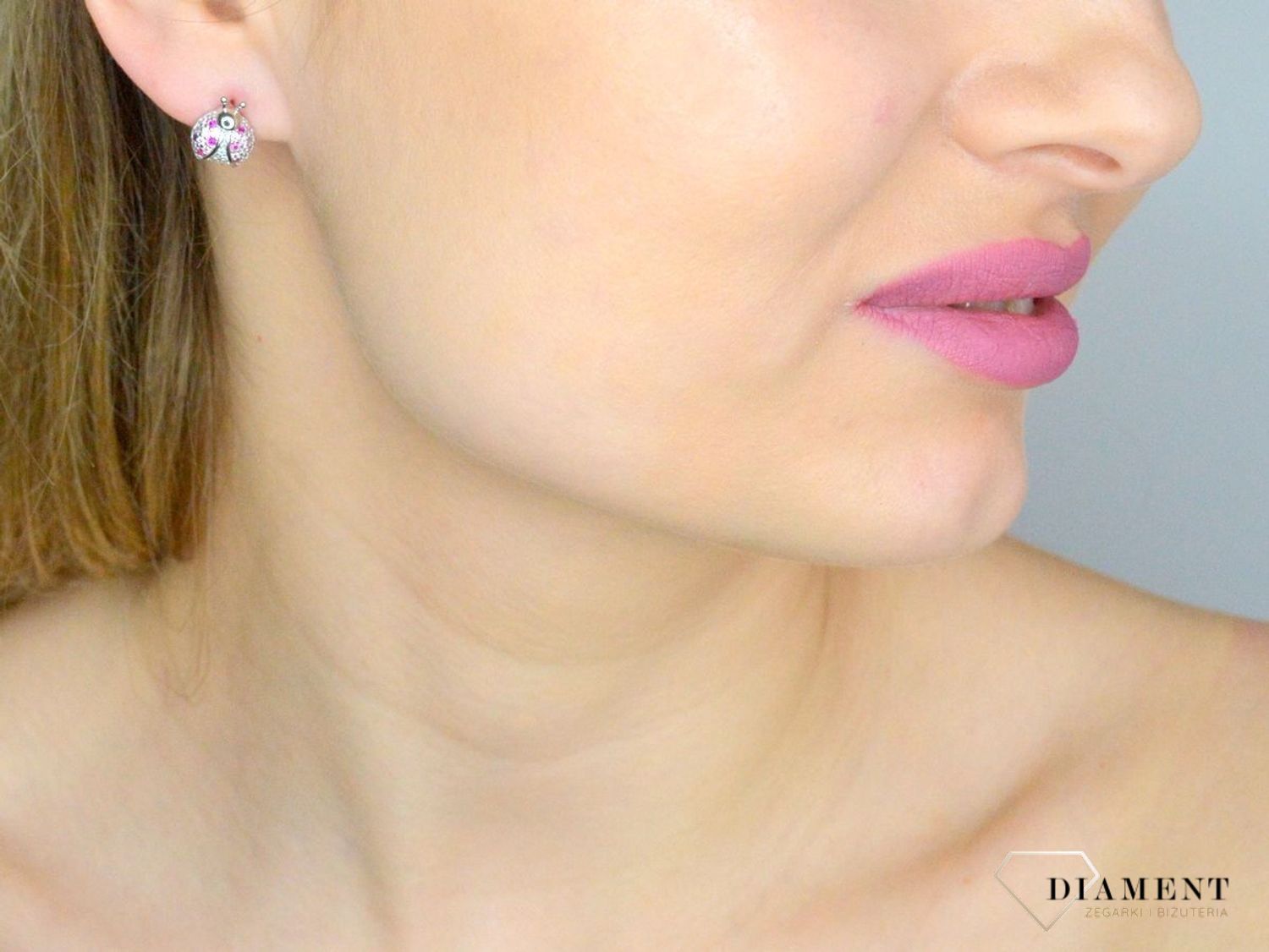 Srebrne kolczyki dziecięce 925 biedronki z cyrkoniami IM0100623KS. Srebrne kolczyki dziecięce. Kolczyki biedronki z cyrkoniami. Kolczyki biedronki na sztyft. Kolczyki srebrne wkrętki idealne na prezent..jpg