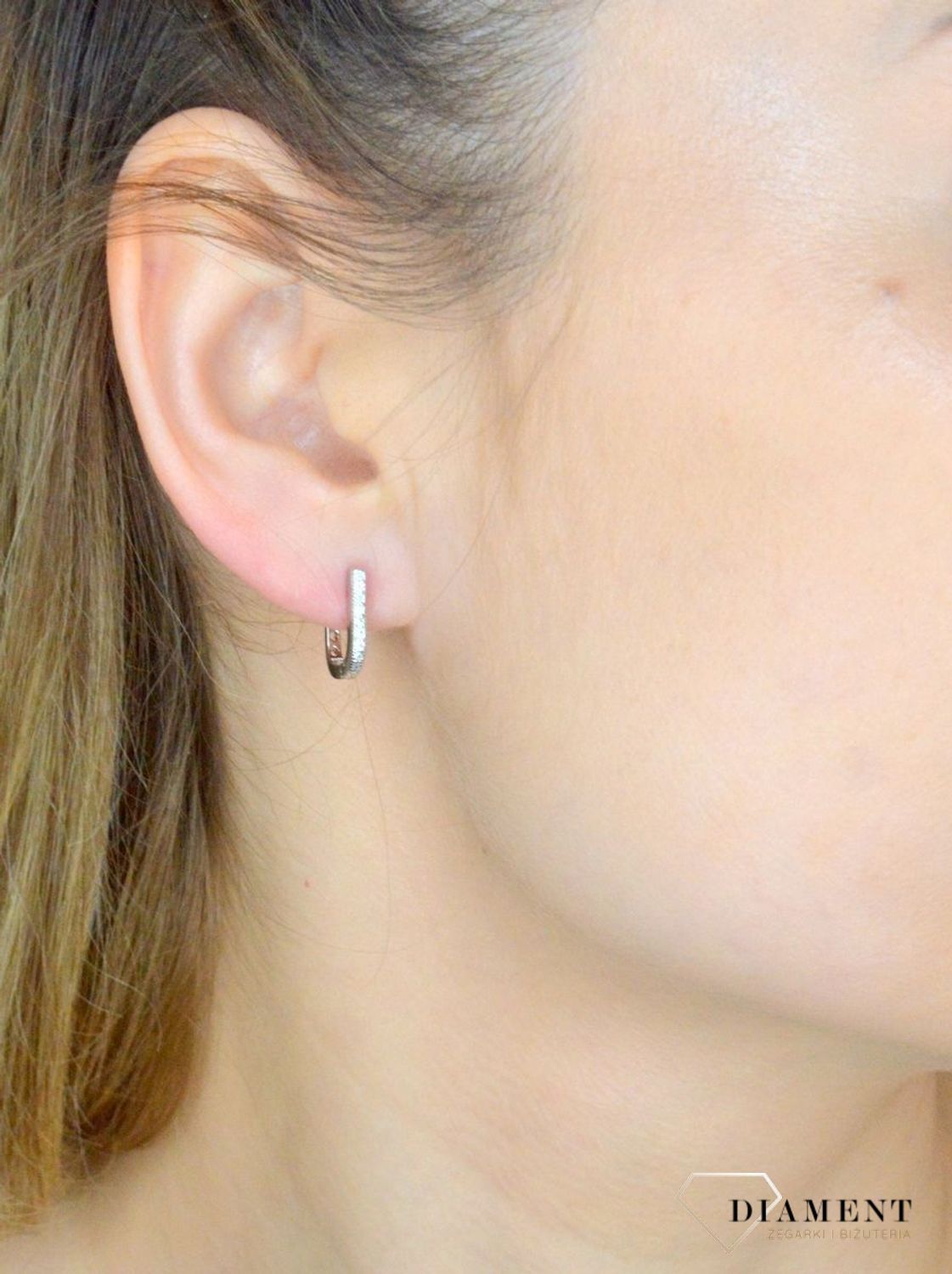 Srebrne kolczyki damskie 925 eleganckie z cyrkoniami IM0650623KA. Srebrne kolczyki damskie. Kolczyki srebrne z zapięciem angielskim. Srebrne kolczyki z cyrkoniami. Kolczyki srebrne angielskie na prezent..jpg