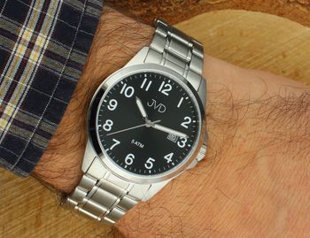 Elegancki zegarek męski JVD J1131.2 z mechanizmem Miyota, stalową kopertą 40 mm, mineralnym szkłem hartowanym, luminescencyjnymi wskazówkami i wodoszczelnością 5 ATM.2.jpg