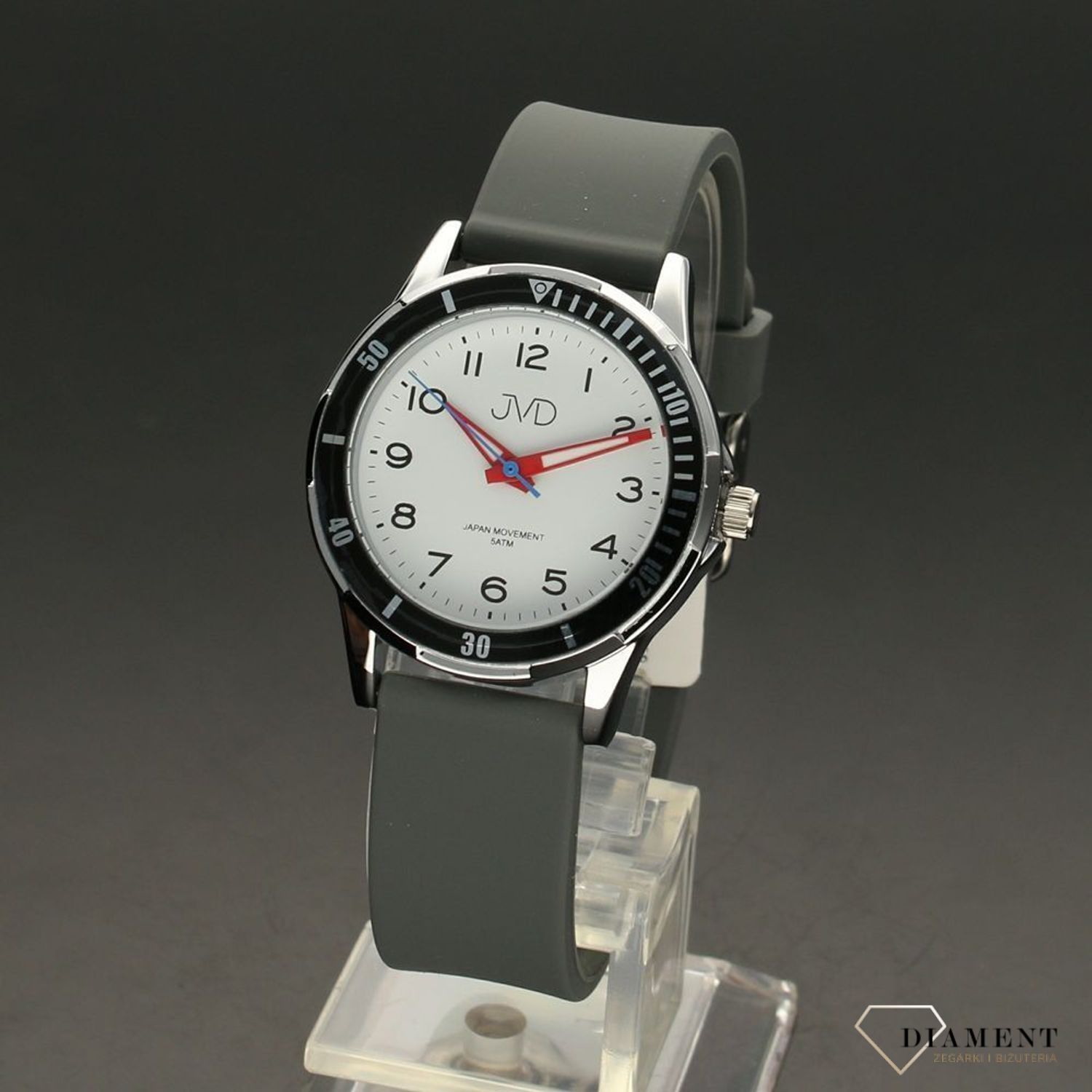 Klasyczny zegarek dziecięcy z silikonowym paskiem i białą, wyraźną tarcza. Zegarek jest świetnym pomysłem na prezent dla chłopca..jpg