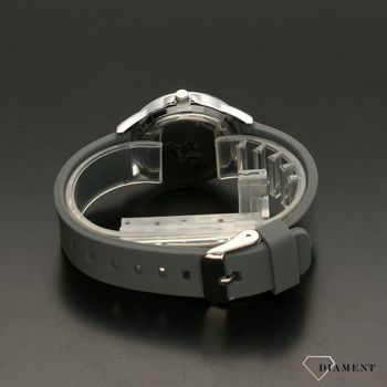 Klasyczny zegarek dziecięcy z silikonowym paskiem i białą, wyraźną tarcza. Zegarek jest świetnym pomysłem na prezent dla chłopca (5).jpg