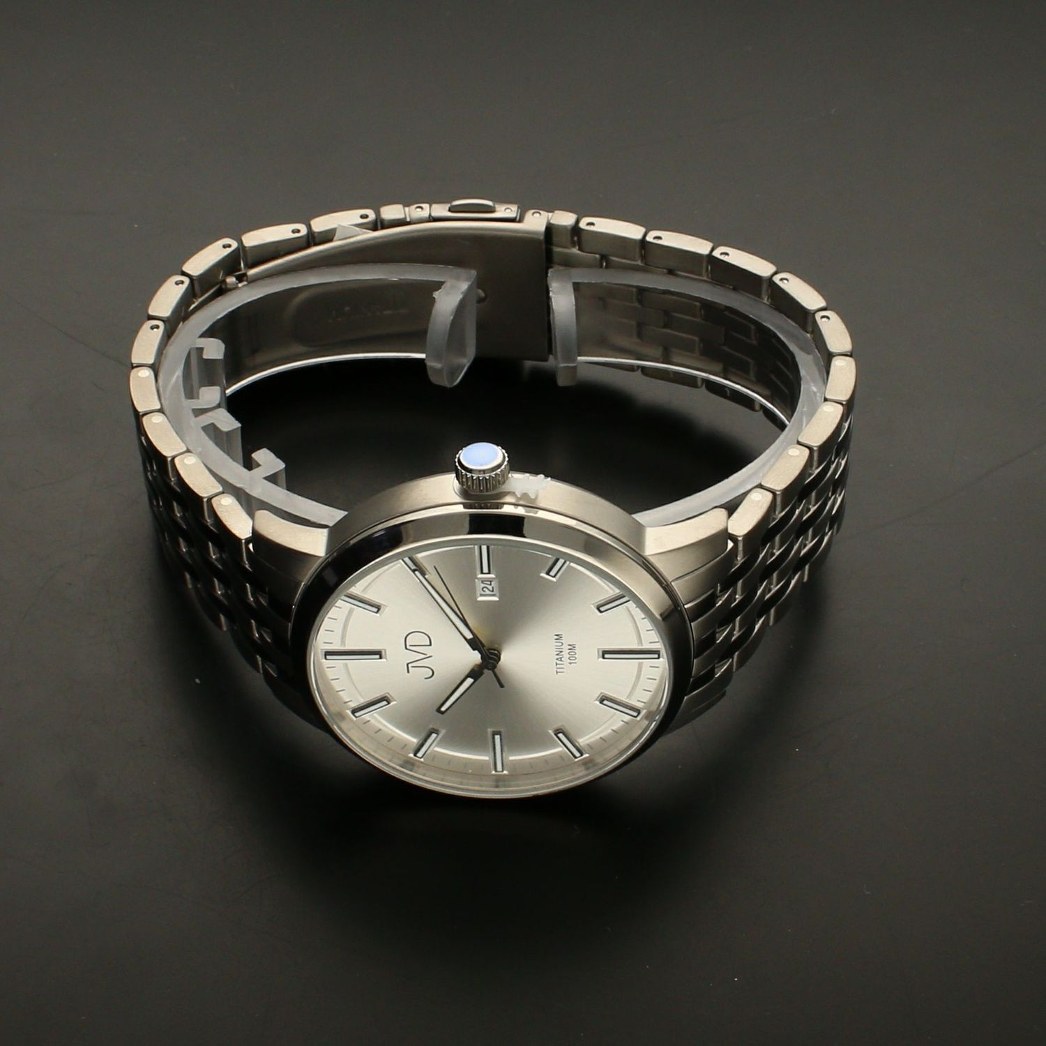 Zegarek męski na bransolecie tytanowy JVD JE2004.1. Zegarek męski srebrny. Zegarek tytanowy. Zegarek męski na bransolecie. Zegarek z datownikiem. Zegarek męski klasyczny..jpg