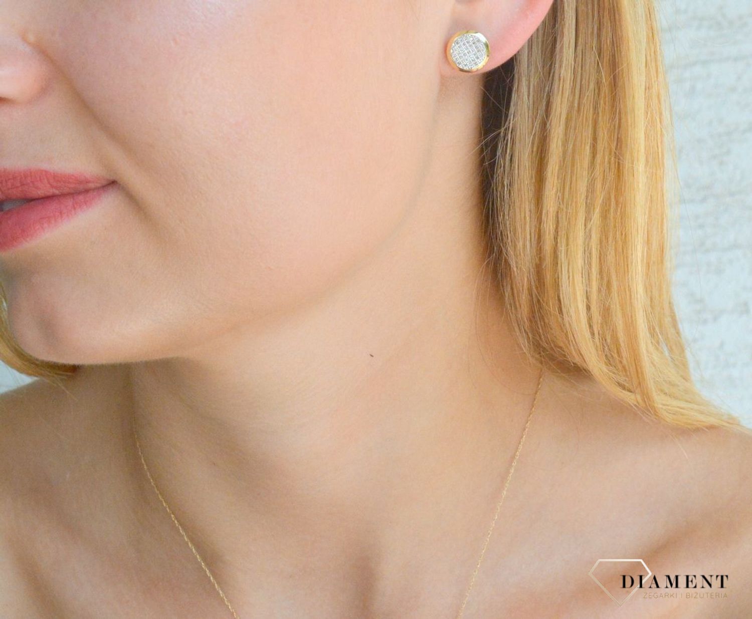 Kolczyki złote Okrągłe medaliony z 74 Diamentami 585 JE3966Y.jpg