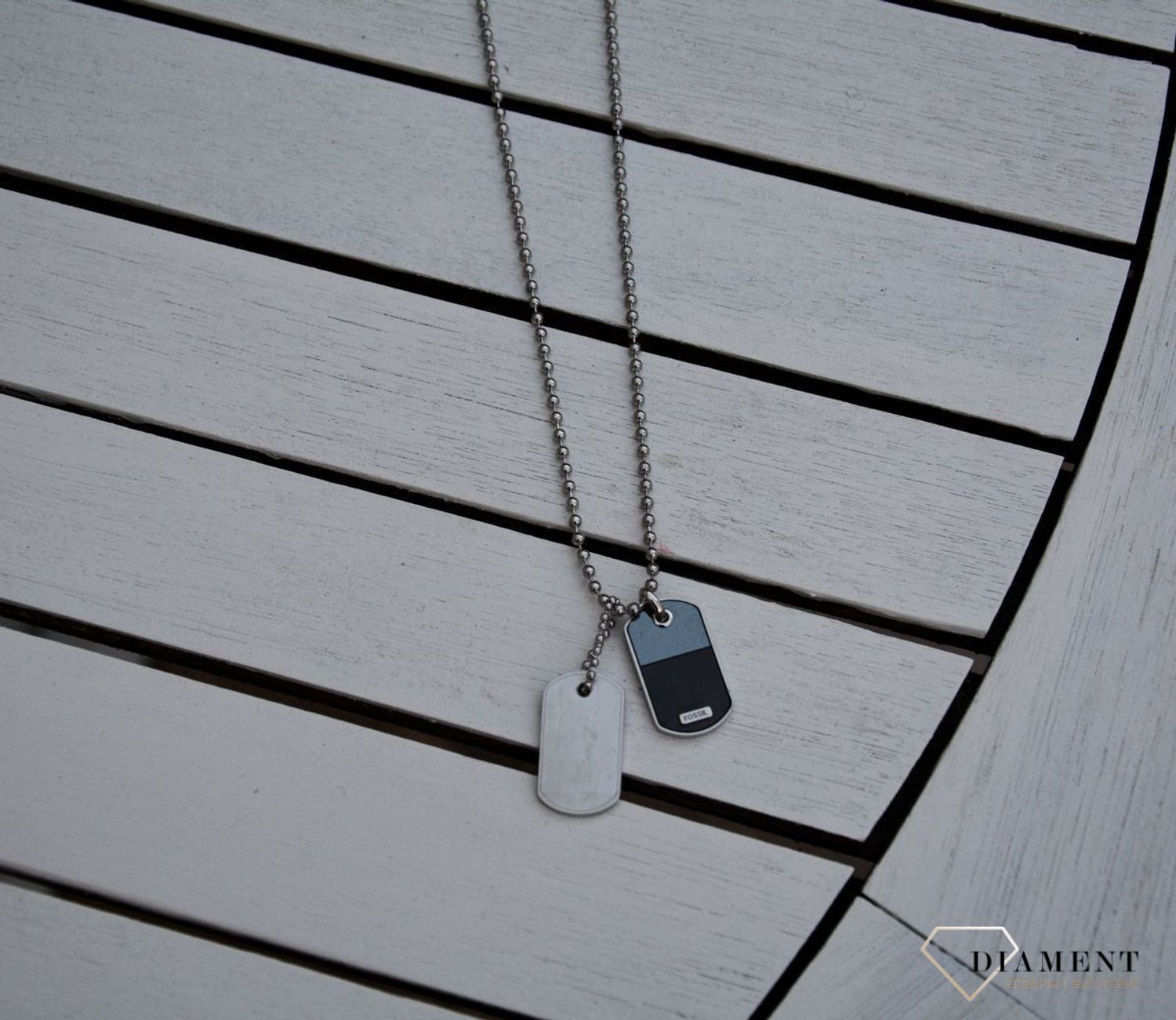 Naszyjnik nieśmiertelnik Fossil JF03179040.jpg