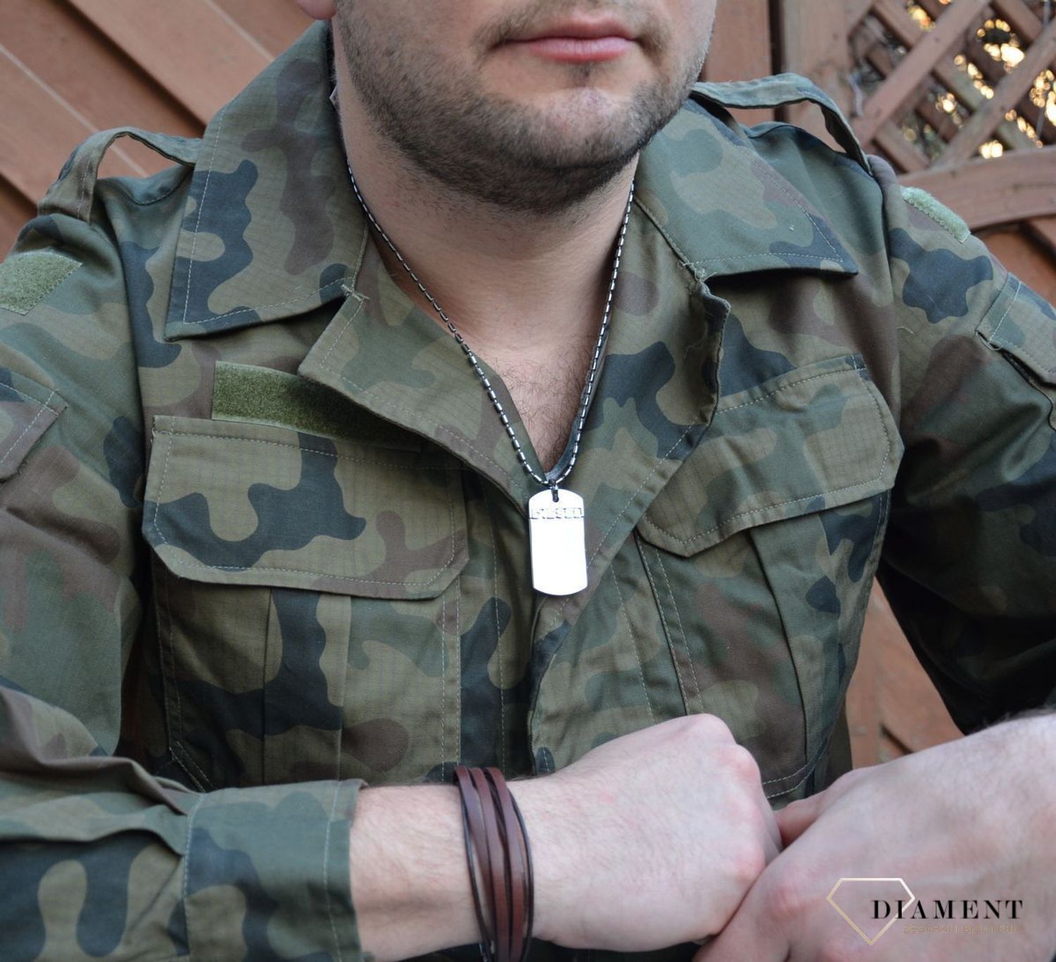 Bransoleta męska Fossil ze skóry naturalnej JF03184040v (2).jpg