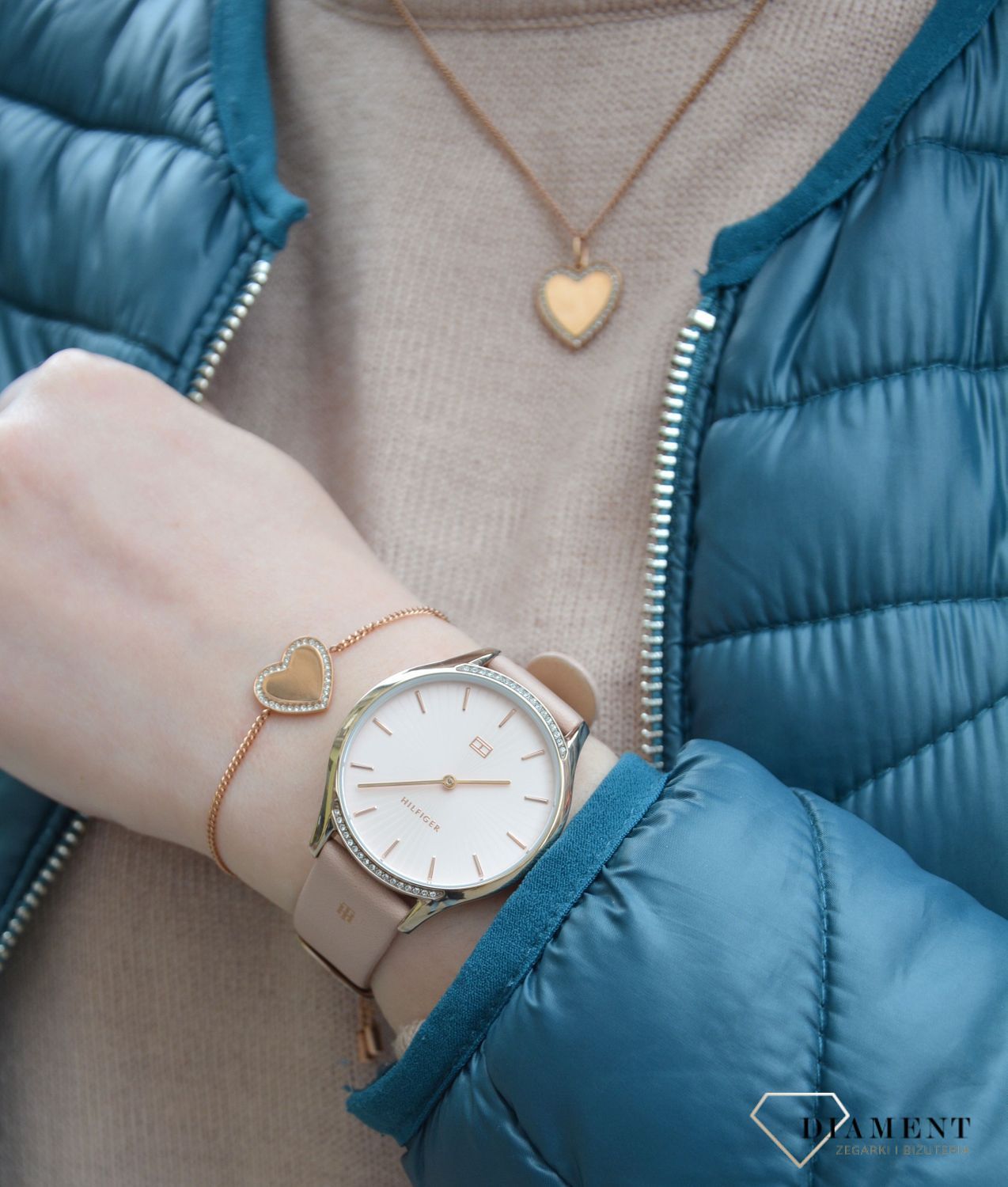 Bransoleta damska Fossil z serduszkiem i cyrkonią.  (2).jpg