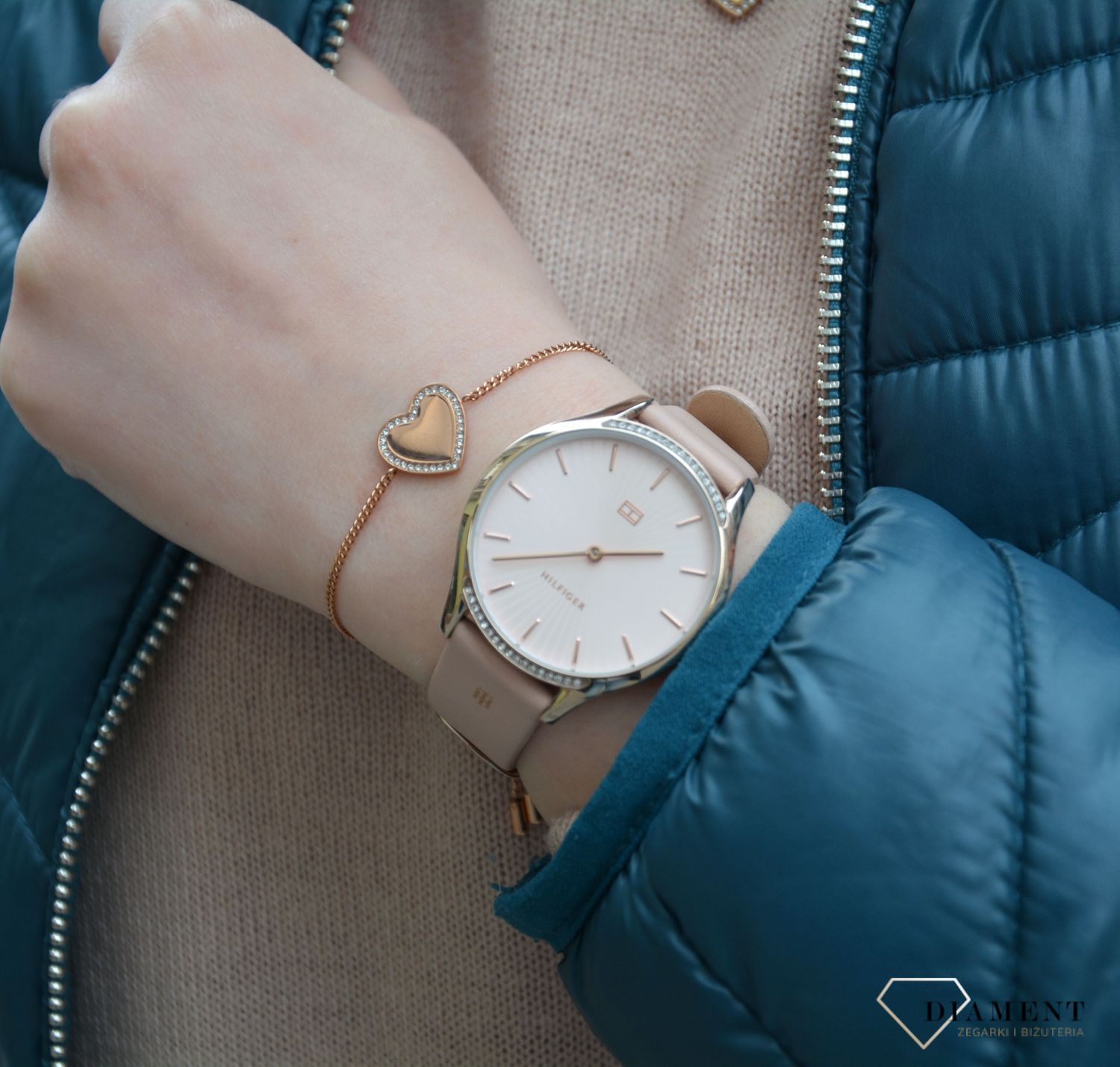 Bransoleta damska Fossil z serduszkiem i cyrkonią.  (2).jpg