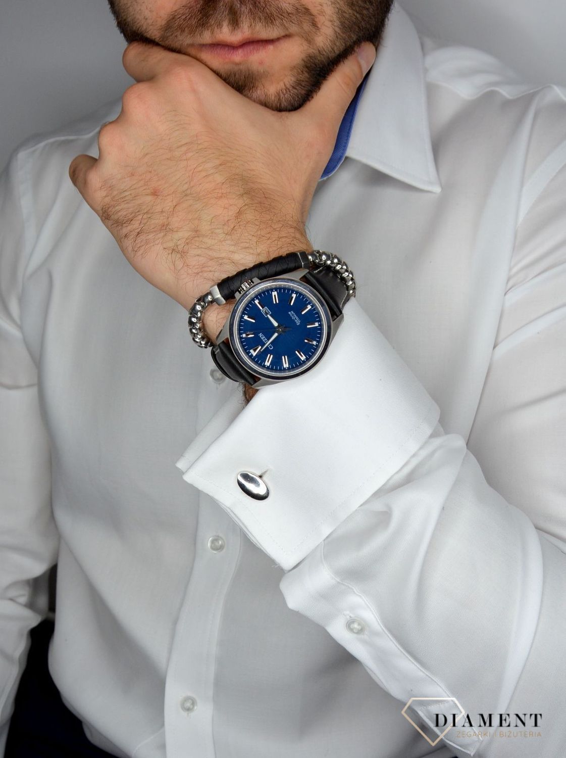 Bransoletka męska  FOSSIL z czarną skórką JF03631040v.jpg