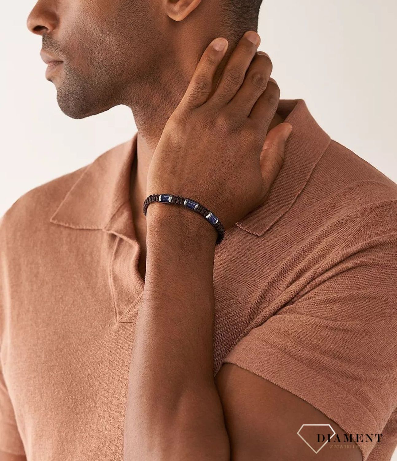 Markowa męska biżuteria na prezent. Bransoletka o modnym charakterze pasująca do każdego mężczyzny, który lubi nowoczesne dodatki.111.jpg