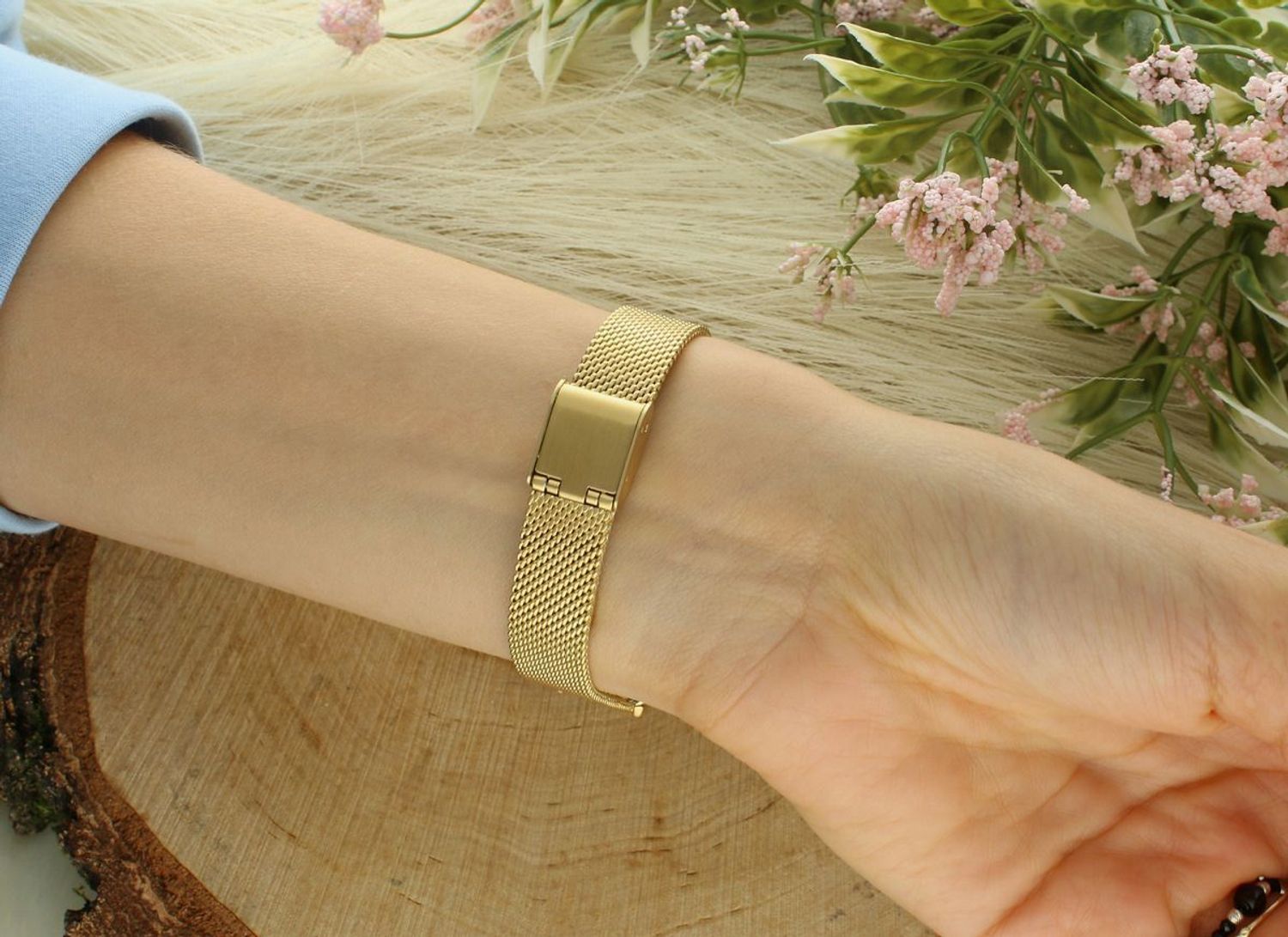 Zegarek damski na bransolecie JVD JG1007.3 biżuteryjny. Zegarek damski. Zegarek damski JVD na bransolecie.jpg