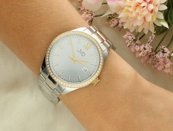 Stylowy zegarek damski JVD JG1011.3 z kopertą 36 mm, stal nierdzewna z powłoką IPGold, mechanizm Miyota, szkło mineralne, datownik, wodoszczelność 5 ATM. Idealny na co dzień i na prezent.1d.jpg