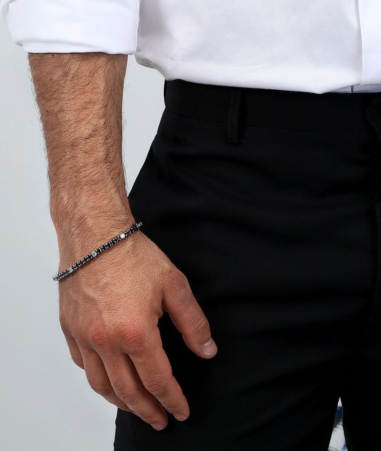 Bransoletka męska Maserati czarne i białe kamienie JM222AVC05 stal👍Bransoletki męskie Maserati 🎁 Bransoletki z grawerem Maserati (2).jpg