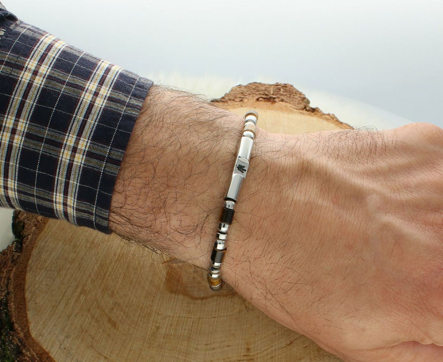 Bransoletka Męska Maserati JM334AVD47 – Stal i Tygrysie Oko  Biżuteria Męska Maserati.jpg