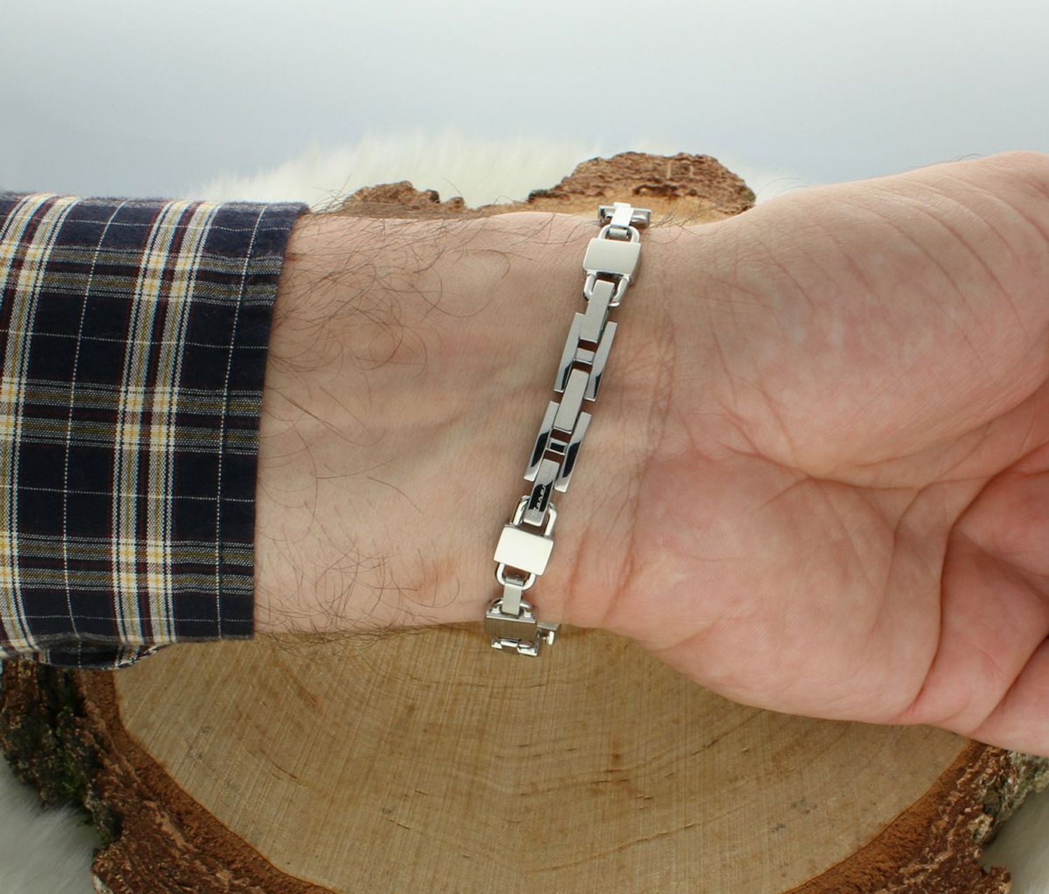 Bransoletka Męska Maserati Ceramic JM424ATZ43 – Zielona Ceramika i Stal  Maserati Polska.jpg