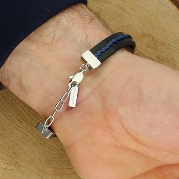 Męska bransoleta Maserati JM525AVE30 – stal i skóra, niebieska, trójząb Maserati zapięcie.jpg