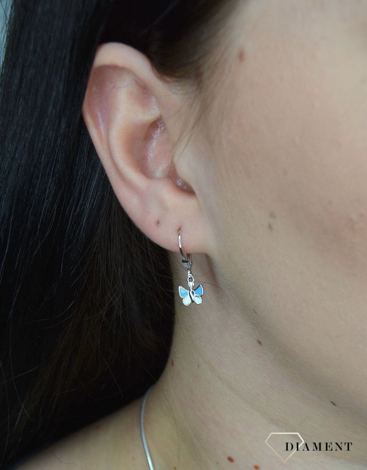 Srebrne kolczyki dziecięce wiszące niebieskie motylki JMAD0004BE00.jpg