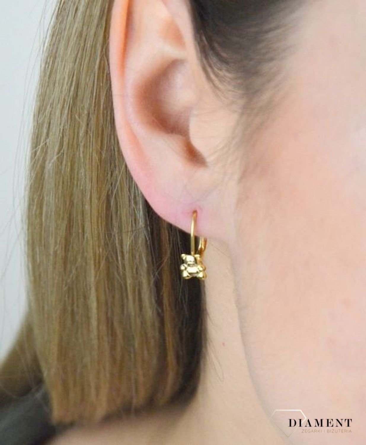 Kolczyki srebrne  pozłacane misie  925 DIAMENT JMAD0013GE00. Pozłacane kolczyki wykonane z najwyższej próby srebra o formacie delikatnych misiów. Dziecięca biżuteria idealna na prezent.jpg