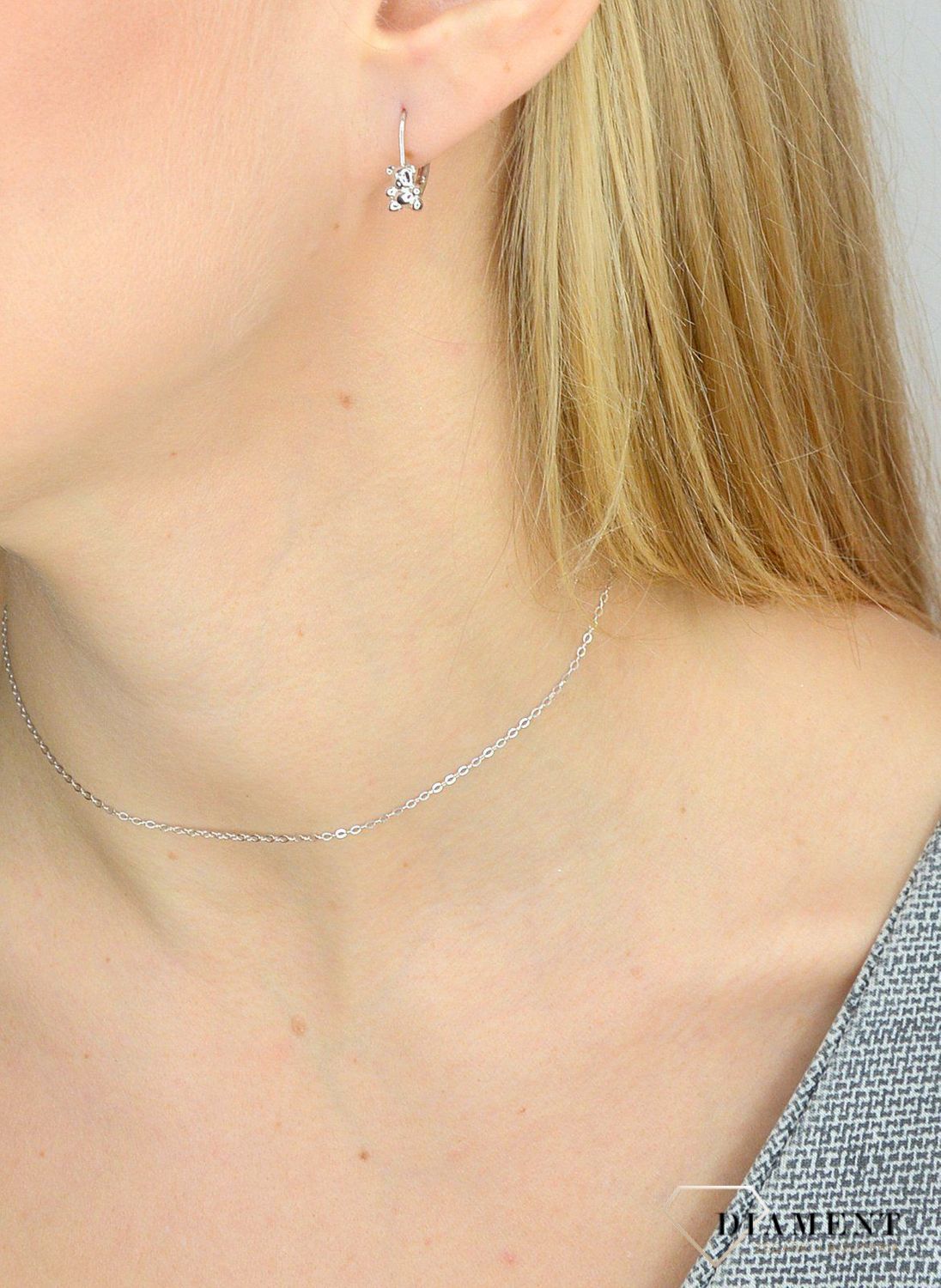 Srebrne kolczyki dla dziewczynki wiszące misie JMAD0013SE00.jpg