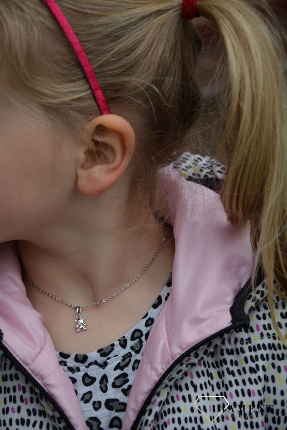 Naszyjnik srebrny dla dziewczynki mały miś JMAD0013SN38.jpg