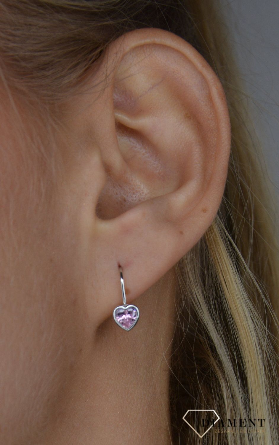 Kolczyki srebrne różowe serca z cyrkonnii JMAD0015PE01.jpg