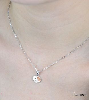 Naszyjnik srebrny uroczy piesek z pomarańczową emalią JMAD0033SN42. Doskonały na prezent dla wielbicieli zwierząt (1).JPG