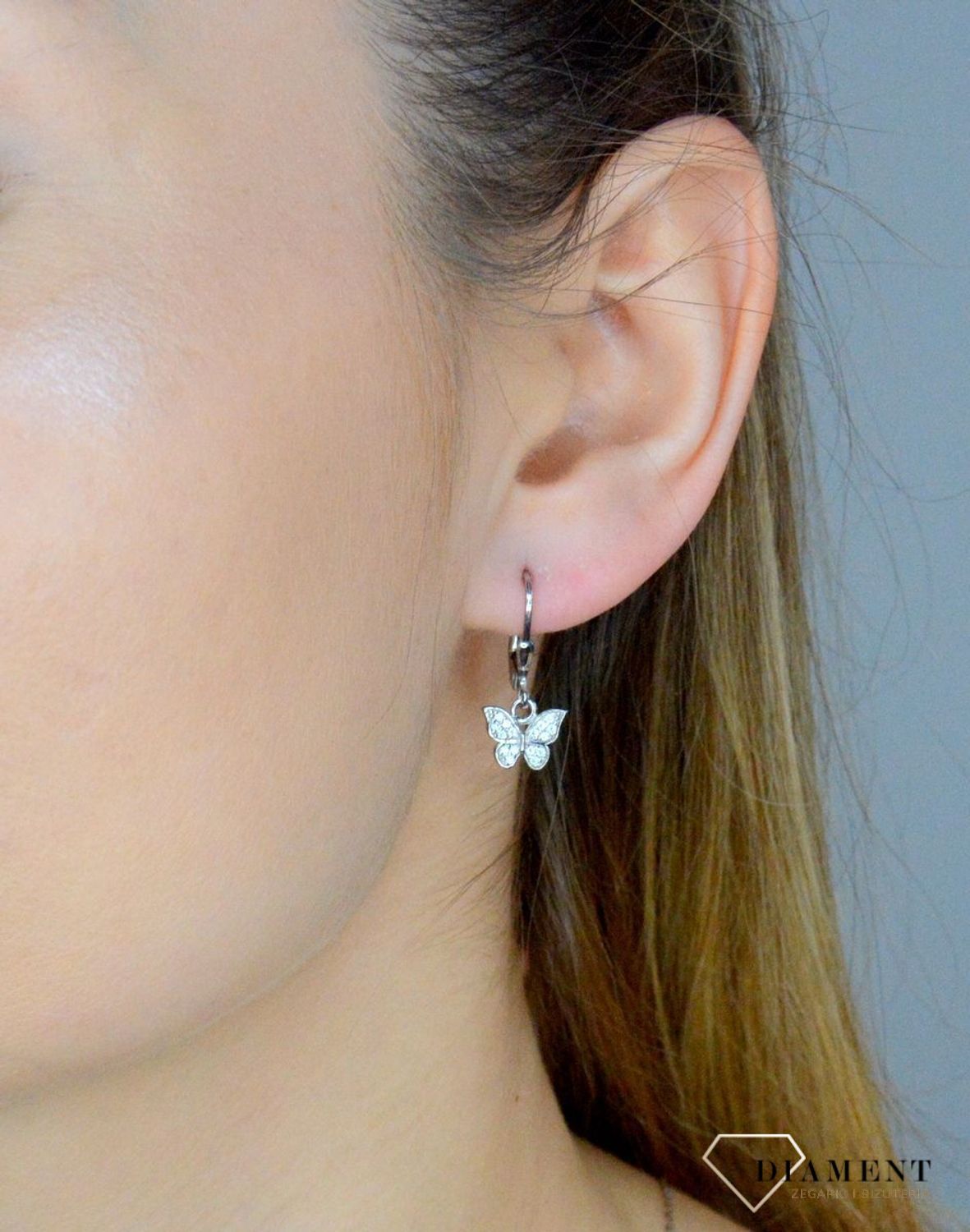 Srebrne kolczyki 925 wiszące motylki JMAD0045SE00.jpg
