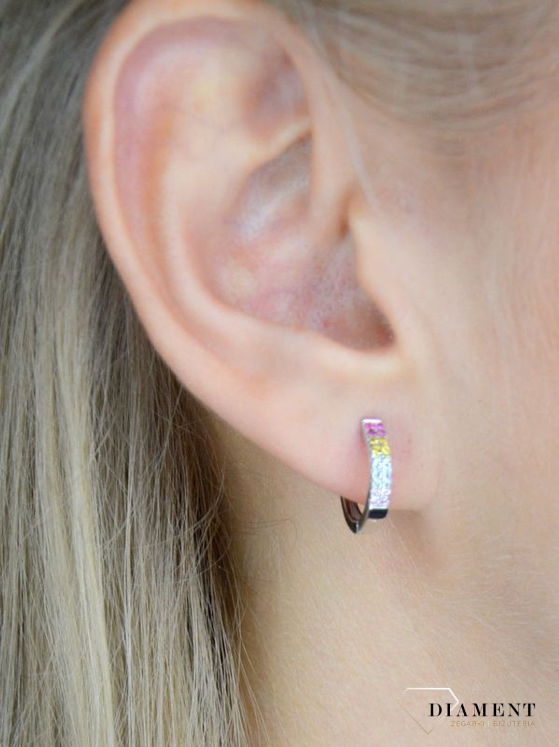 Kolczyki srebrne kółka z kolorowymi cyrkoniami JMAN0182ME00 ✅ Kolczyki srebrne kółka z kolorowymi cyrkoniami.✅.jpg