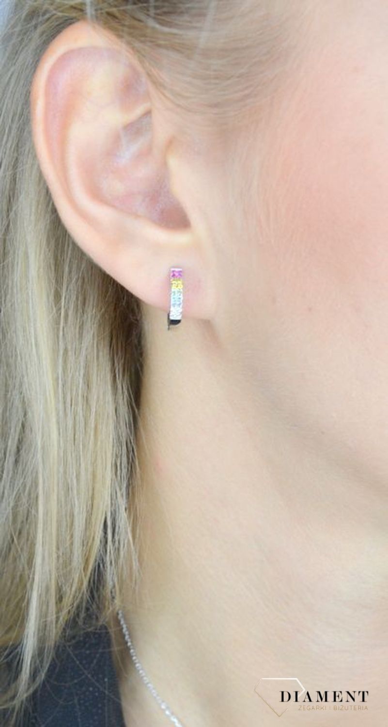 Kolczyki srebrne kółka z kolorowymi cyrkoniami JMAN0182ME00 ✅ Kolczyki srebrne kółka z kolorowymi cyrkoniami.✅.jpg