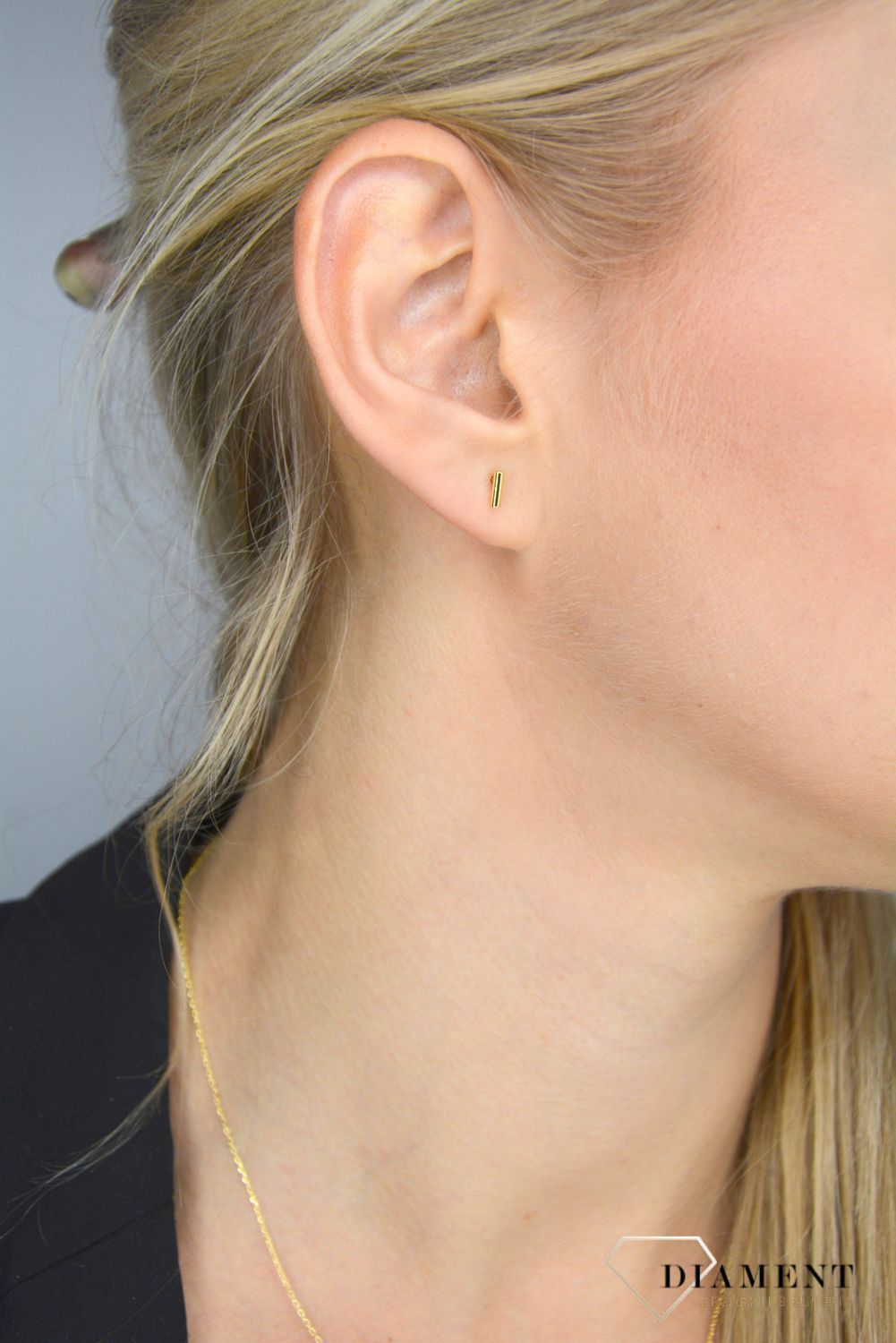 Kolczyki srebrne przy uchu 'Złote małe patyczki' JMAN0196GE00.jpg