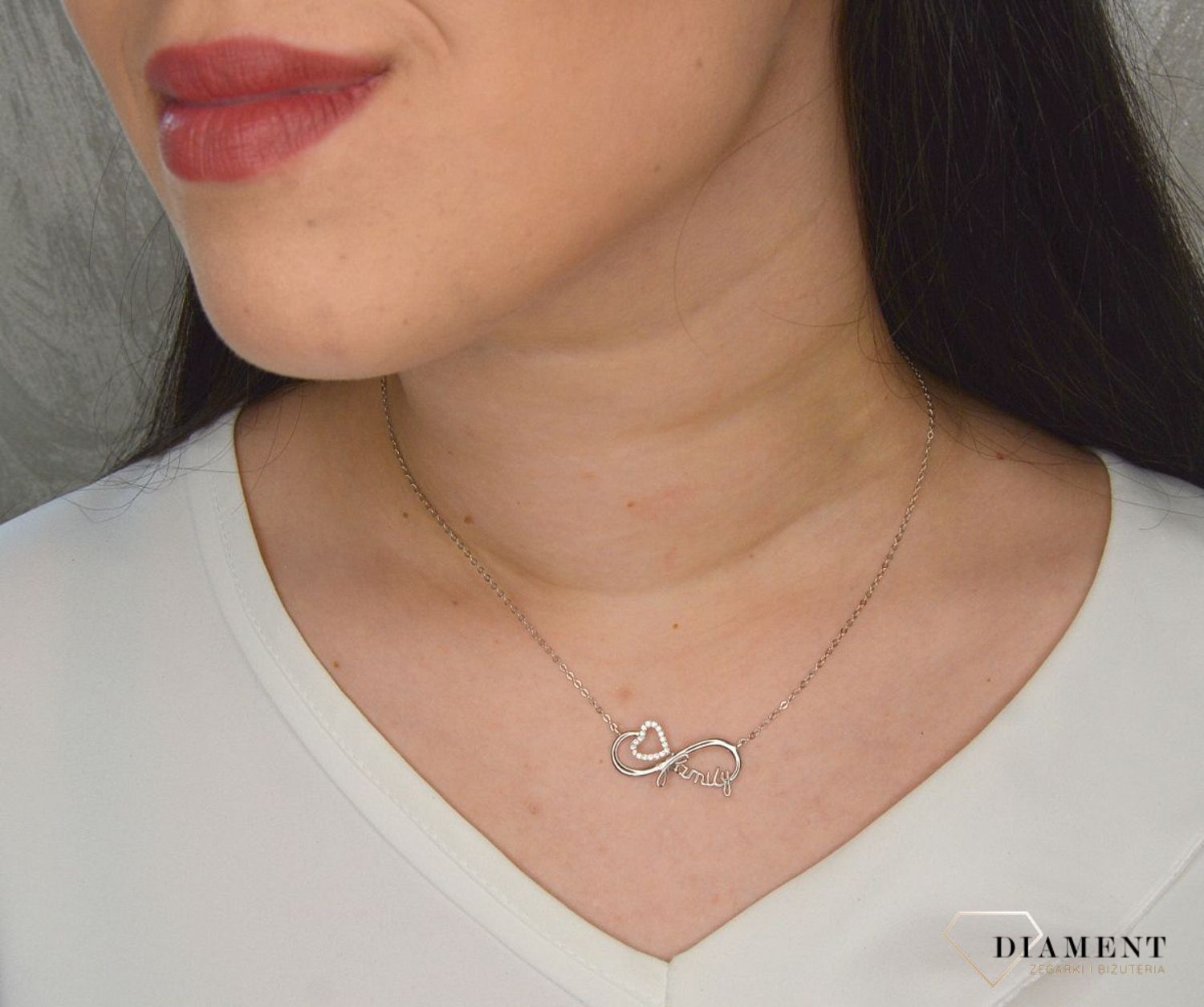 Srebrny naszyjnik rodzina z sercem JMAN0212SN45.jpg