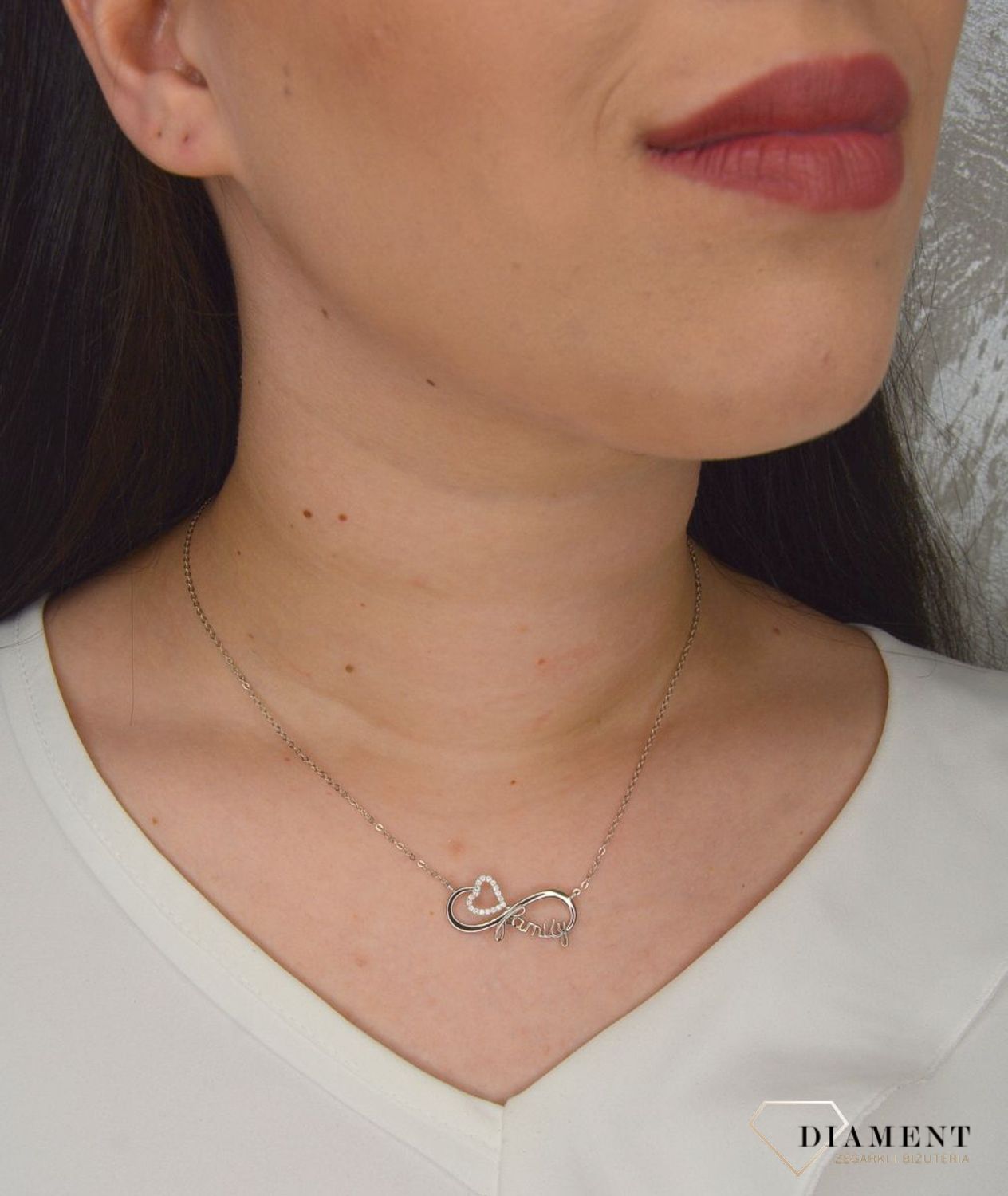 Srebrny naszyjnik rodzina z sercem JMAN0212SN45.jpg