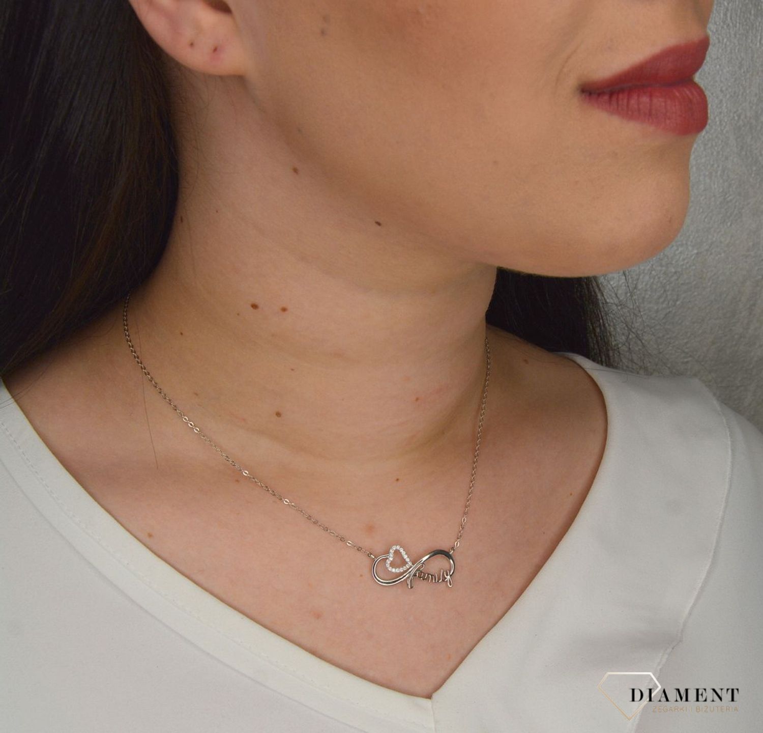 Srebrny naszyjnik rodzina z sercem JMAN0212SN45.jpg
