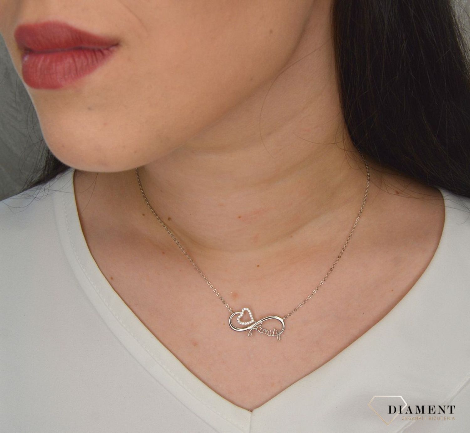 Srebrny naszyjnik rodzina z sercem JMAN0212SN45.jpg